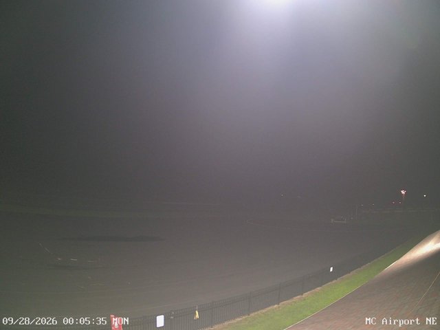 time-lapse frame, Mifflin County Airport (east) webcam