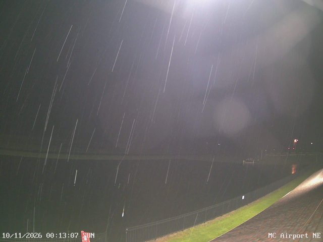 time-lapse frame, Mifflin County Airport (east) webcam
