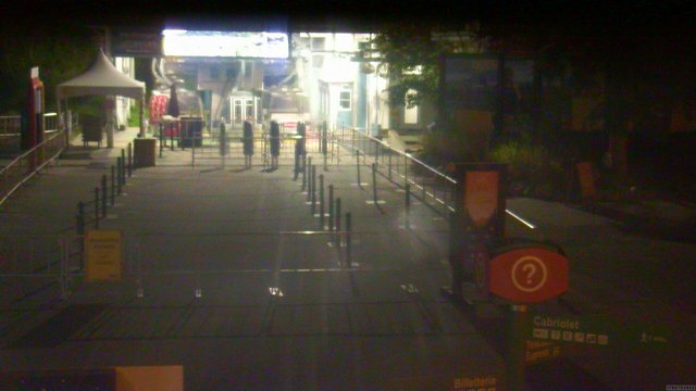 time-lapse frame, Tremblant Base Sud webcam