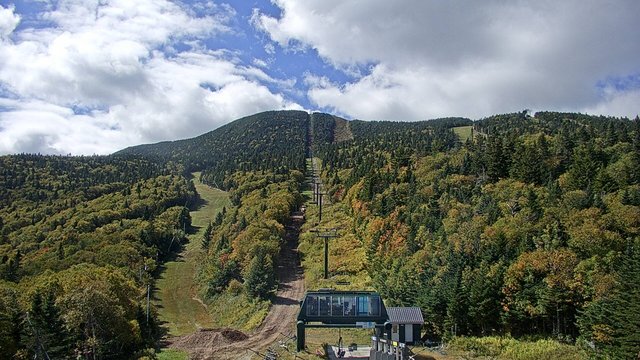 view from Sugarbush Walts Scenic on 2026-09-22