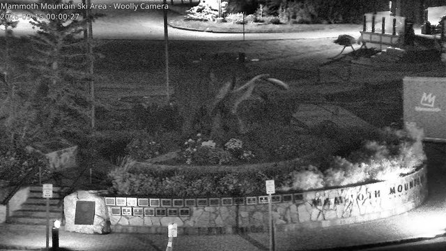 time-lapse frame, Mammoth Main Lodge Woolly webcam