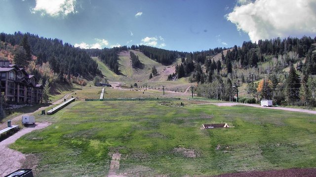 view from Deer Valley Snow Park Lodge on 2026-09-13