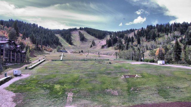 view from Deer Valley Snow Park Lodge on 2026-09-15